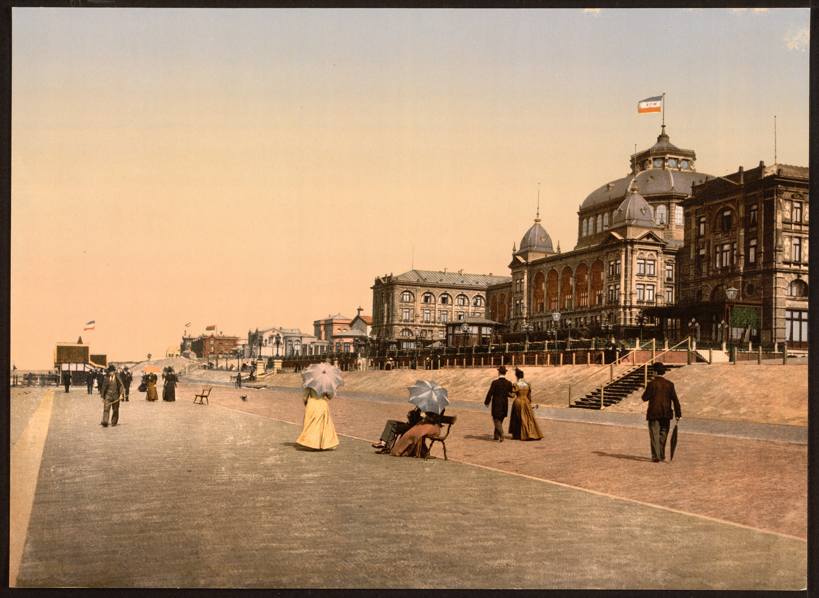 Le Kursaal les hotels et la terrasse Scheveningen Holland, [between ca. 1890 and ca. 1900]. — historic print