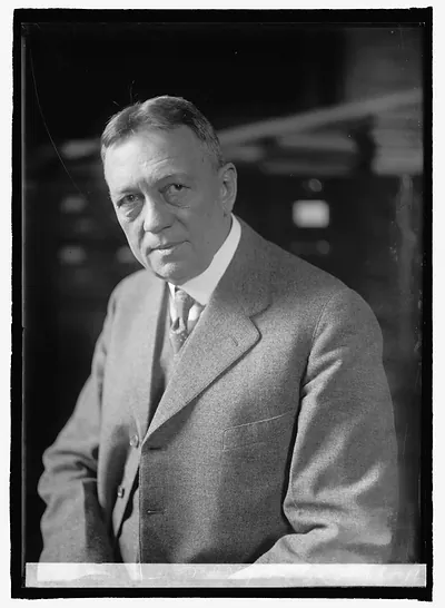 Elliott Wood