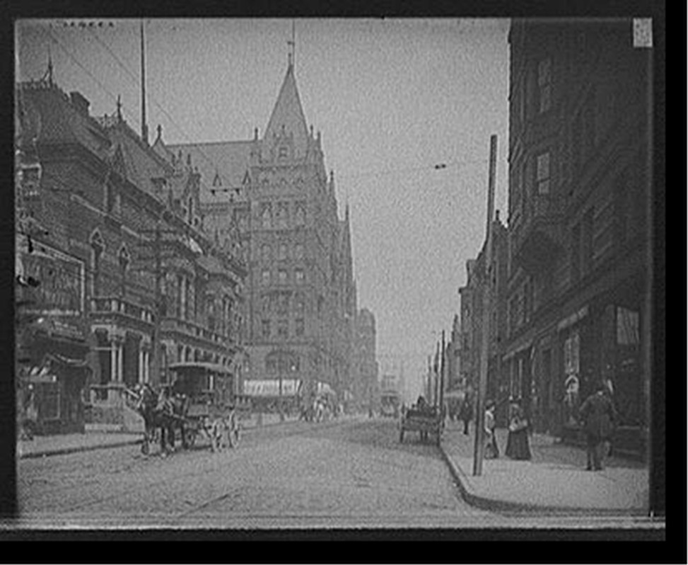 [Elm Street, Cincinnati, Ohio], [between 1900 and 1910] — historic photograph