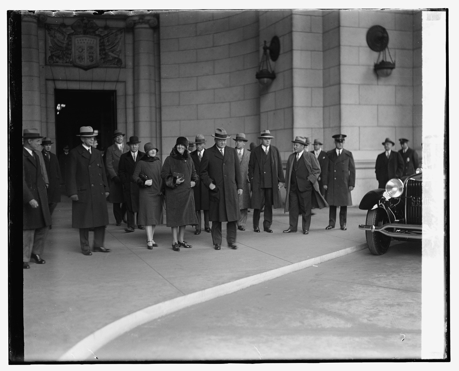 Hoover arriving at station, [2/19/29], [1929 February 19] — historic photograph