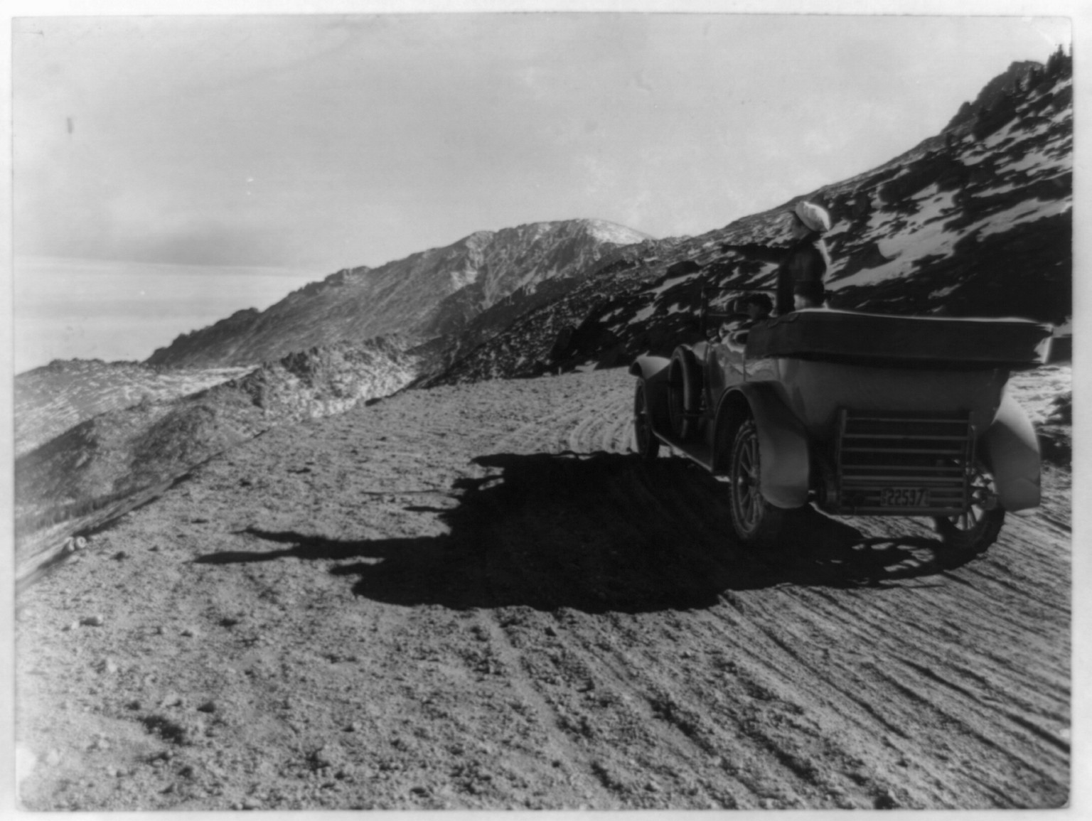 Pikes Peak by auto. Nearing the summit, 1915 — historic photograph