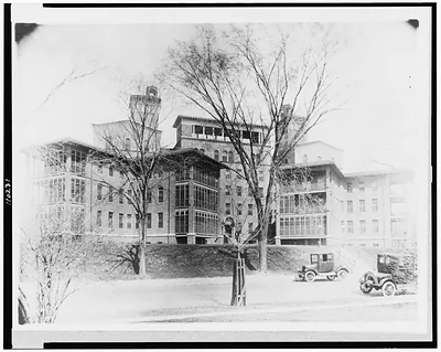 [Columbia Hospital, in the Washington, D.C., area]