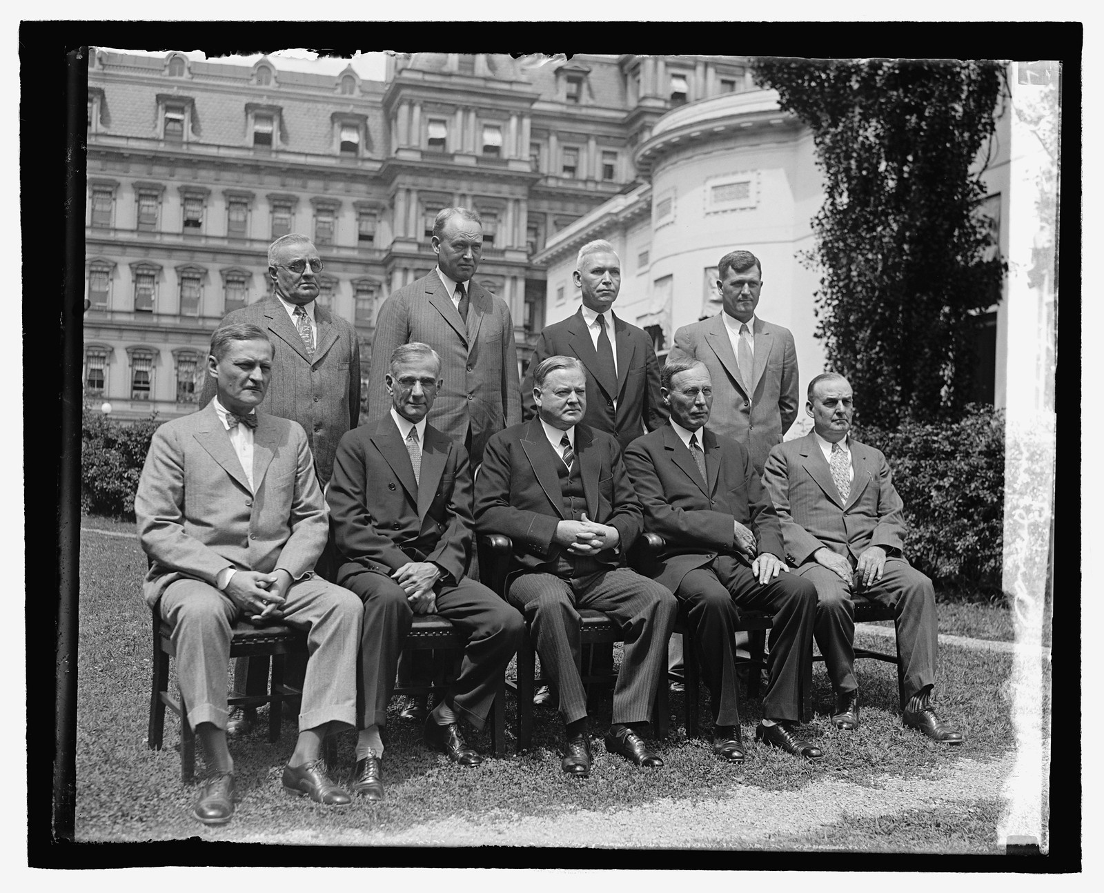 Hoover & Fed. Farm Board, 7/12/29, [19]29 July 12. — historic photograph