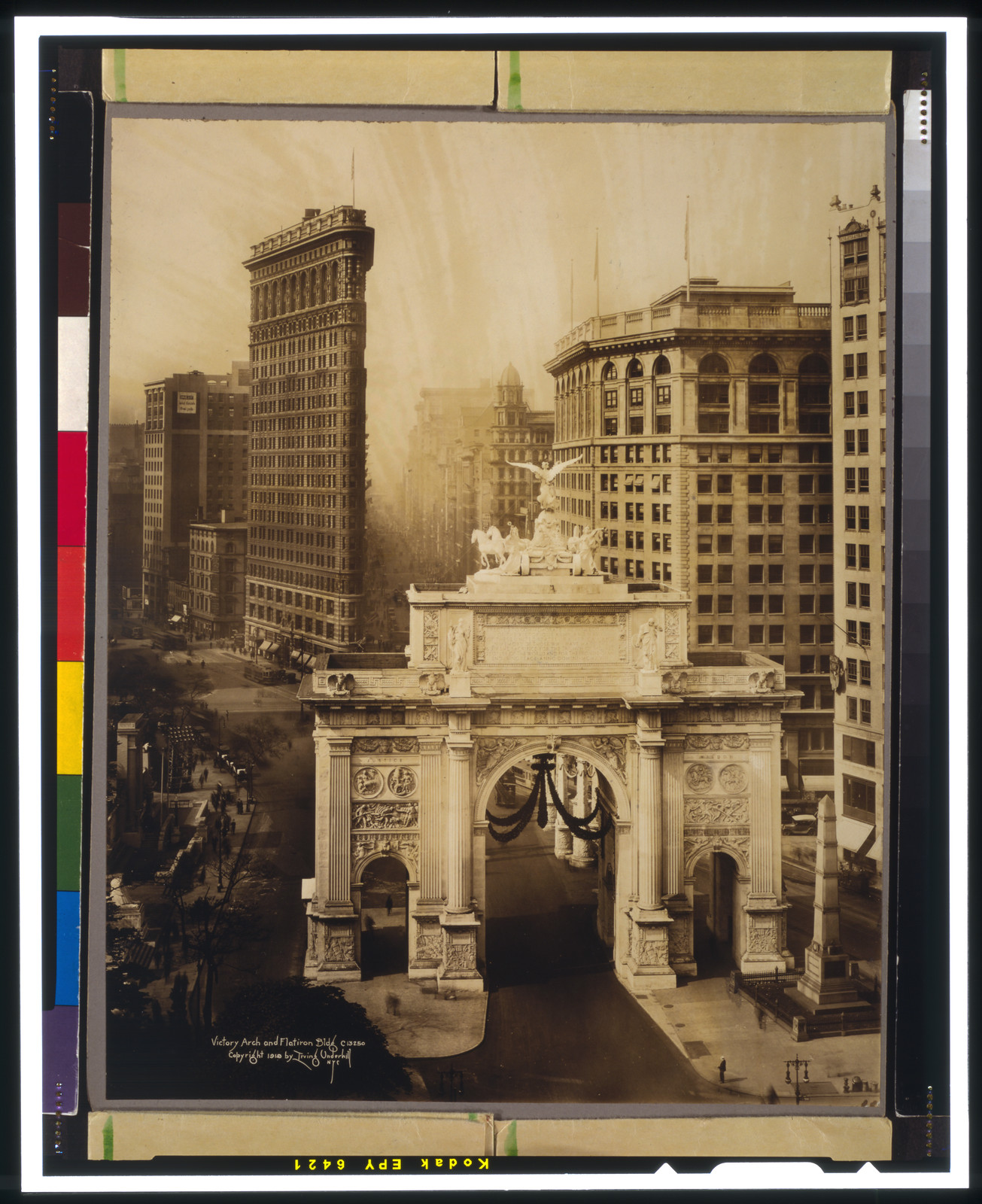 Victory Arch and Flatiron Bldg., c1919. — historic photograph