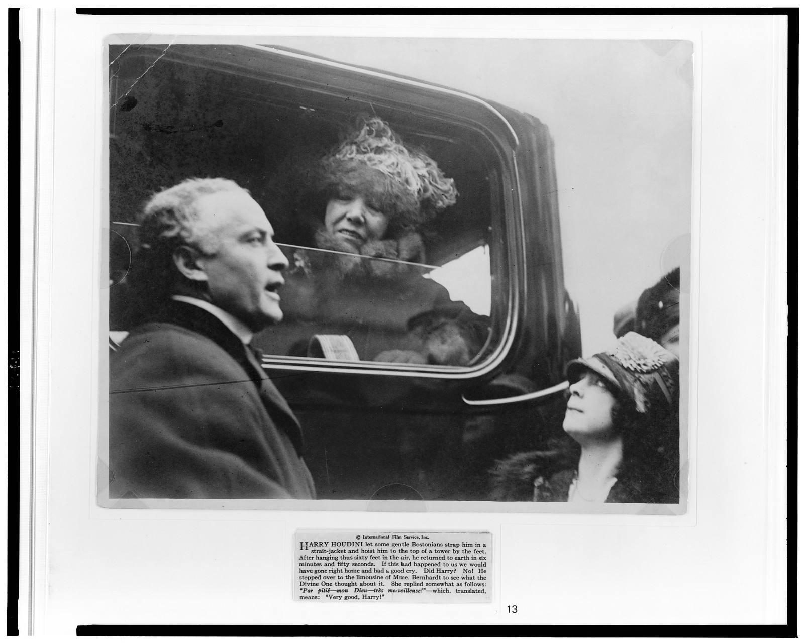 [Harry and Beatrice Houdini with Sarah Bernhardt, Boston], 1917 — historic photograph