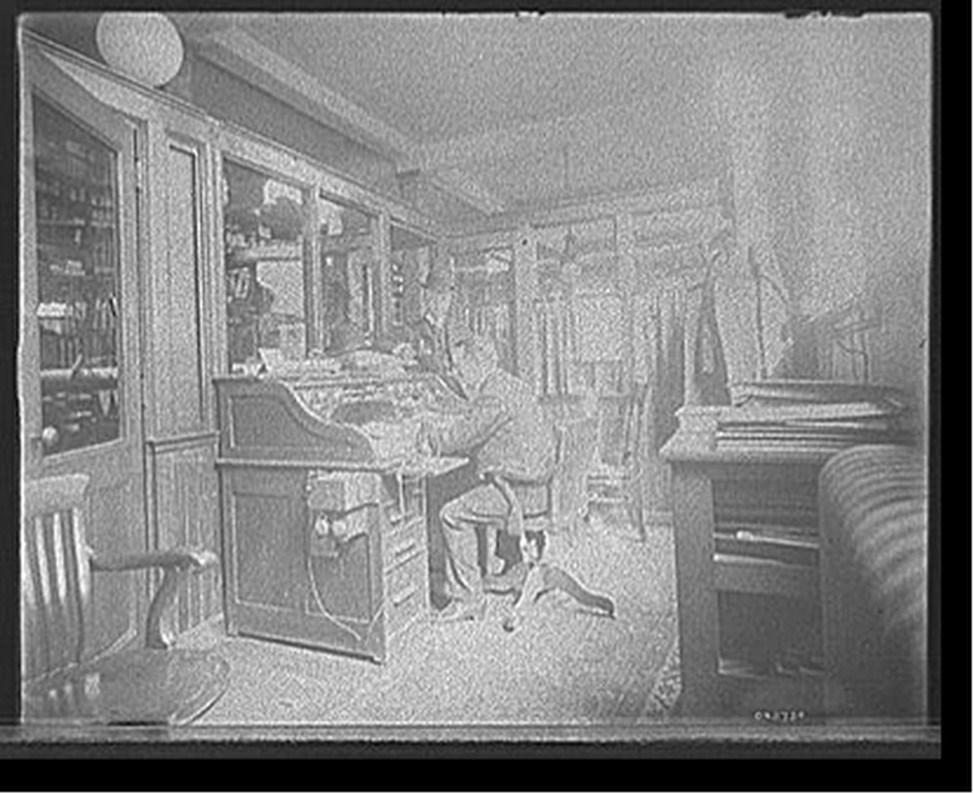 [Richmond & Backus Co. office, Detroit, Mich.], [1902?] — historic photograph