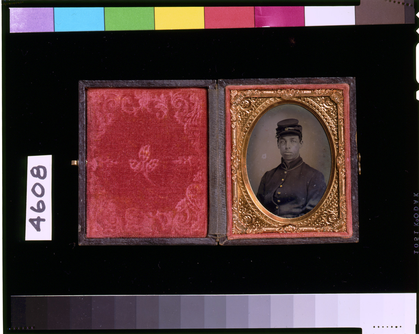 [Unidentified Union soldier in frock coat, private, kepi, 3rd-5th buttons open on coat], [between 1863 and 1865] — historic photograph