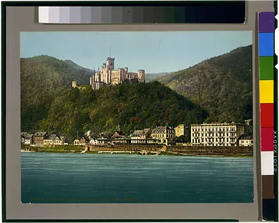 Rhein--Schloss Stolzenfels mit Capellen
