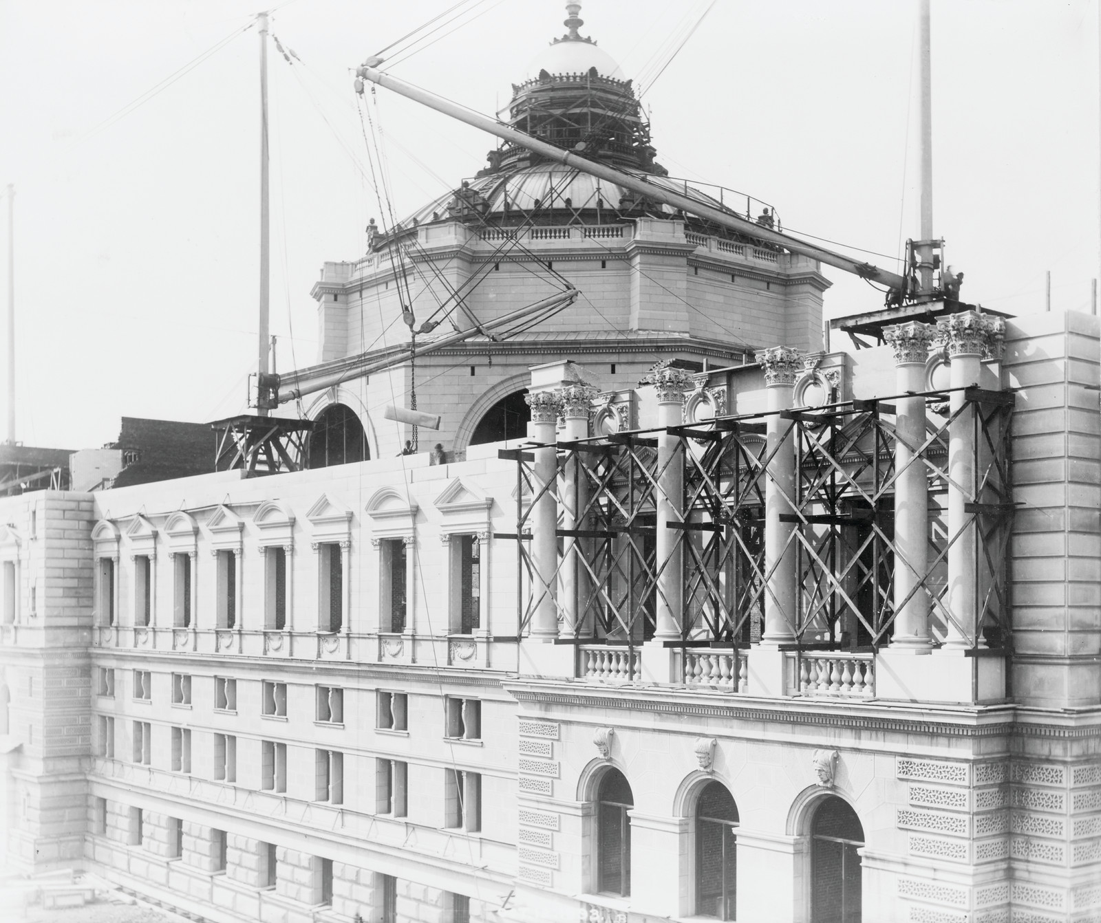 Construction of Dome, Jefferson Building, Library of Congress, Oct. 12, 1893 — historic photograph