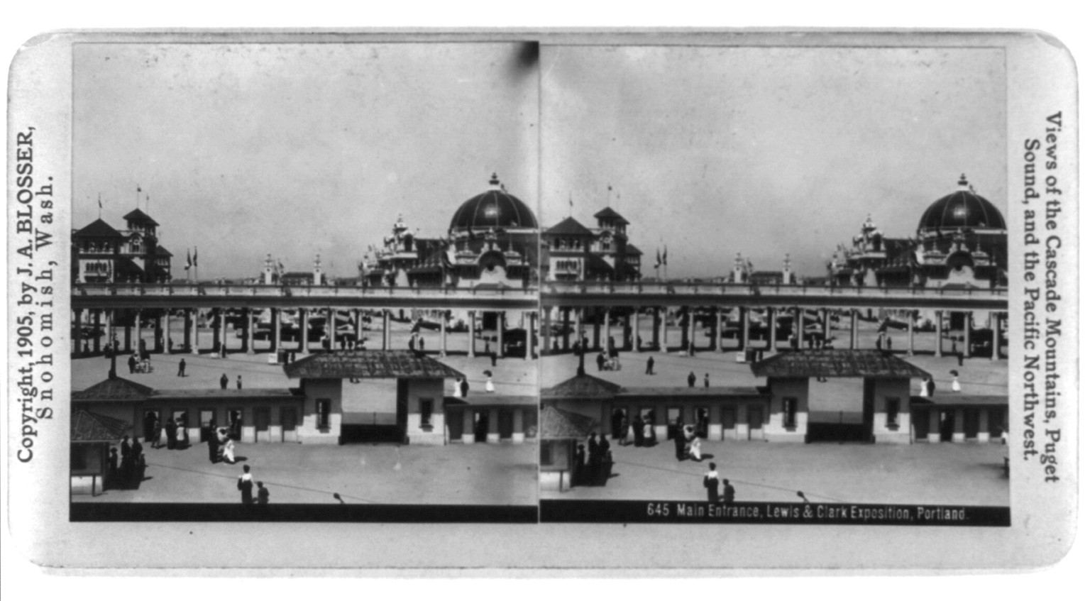 Main entrance, Lewis & Clark Exposition, Portland, Ore., c1905. — historic photograph