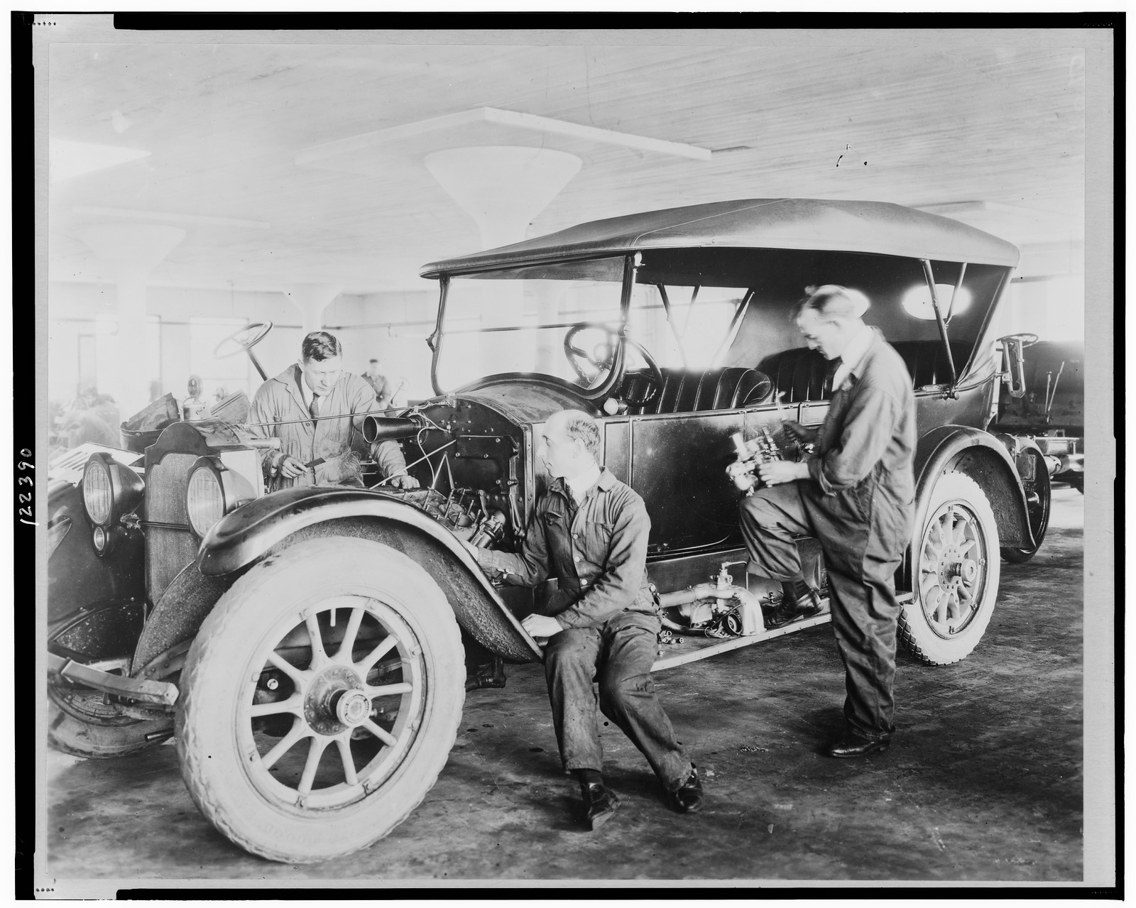 American Motor School, [between 1910 and 1930] — historic photograph