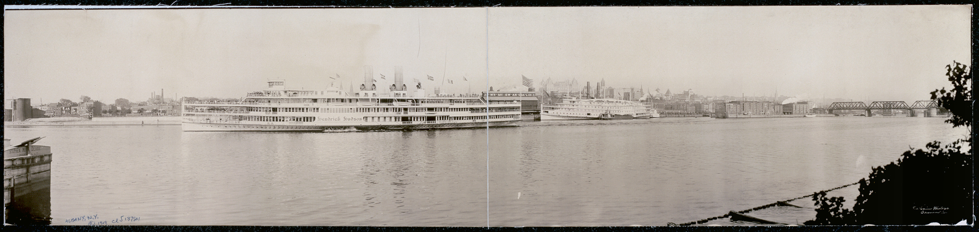 Waterfront Albany, New York, 1909, 1909 — historic image