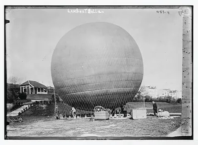 Lambert balloon, on ground