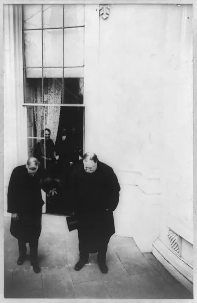 President Wilson and ex-President Taft bowing to the will of the people