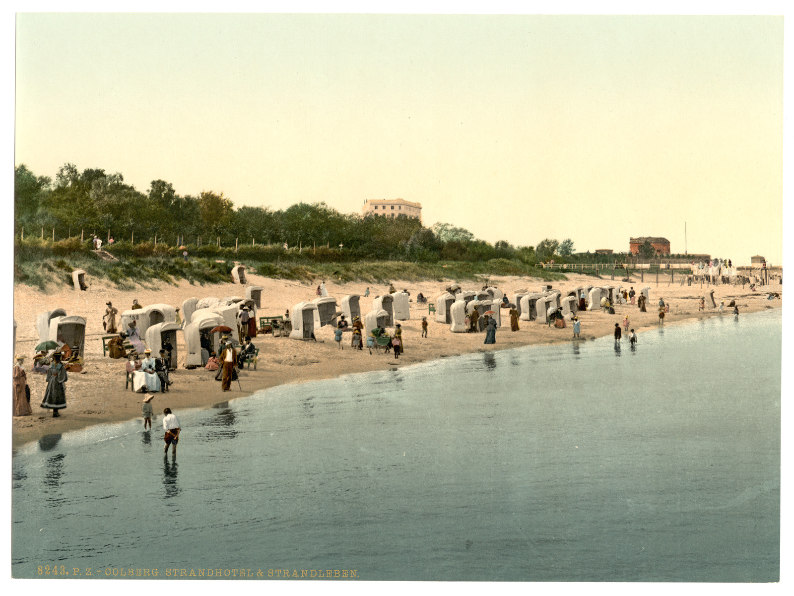 Colberg Strandhotel & Strandleben — historic image