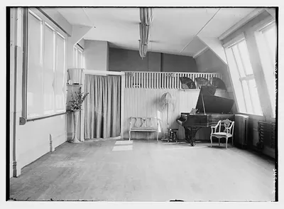 unidentified parlor with piano -- Rasch Studio