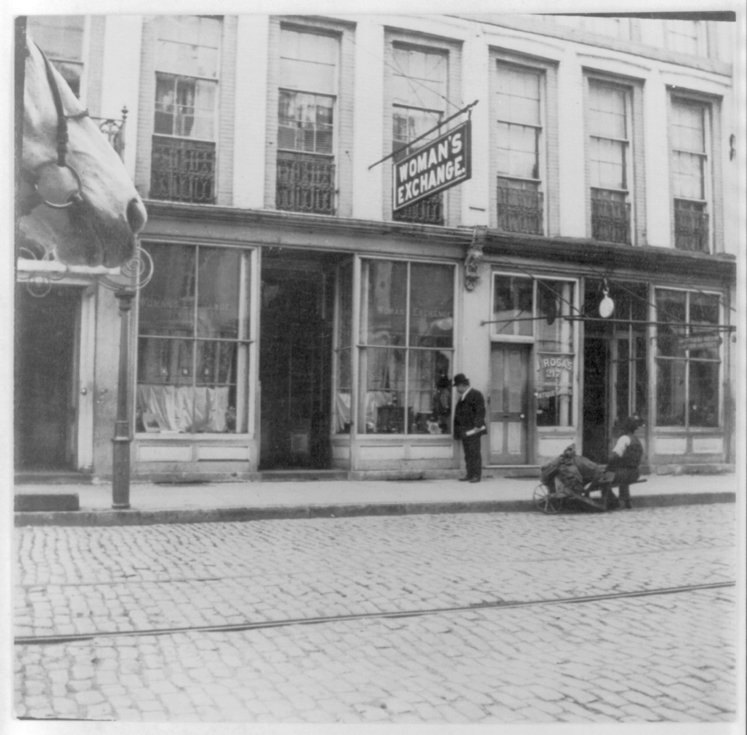 Charleston, S.C. : The Woman's Exchange, 1907 — historic photograph