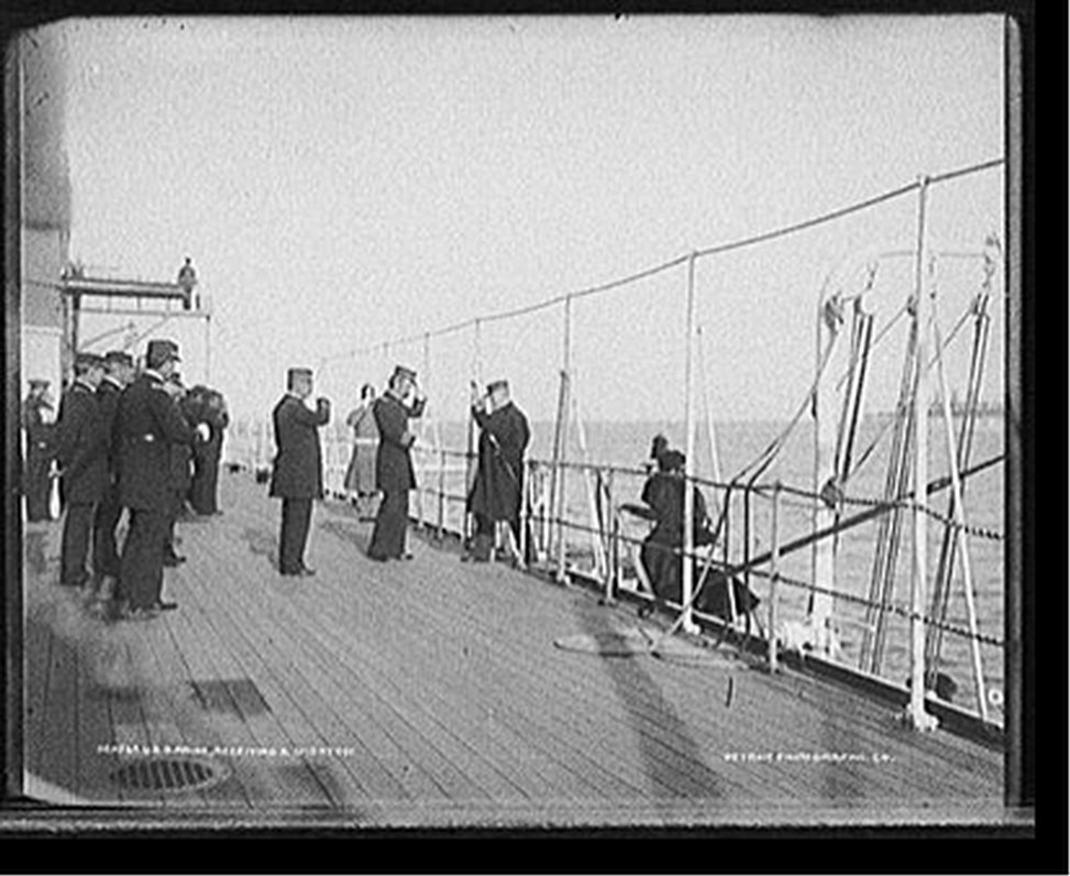 U.S.S. Maine, receiving a visator [i.e. visitor], [1896?] — historic photograph