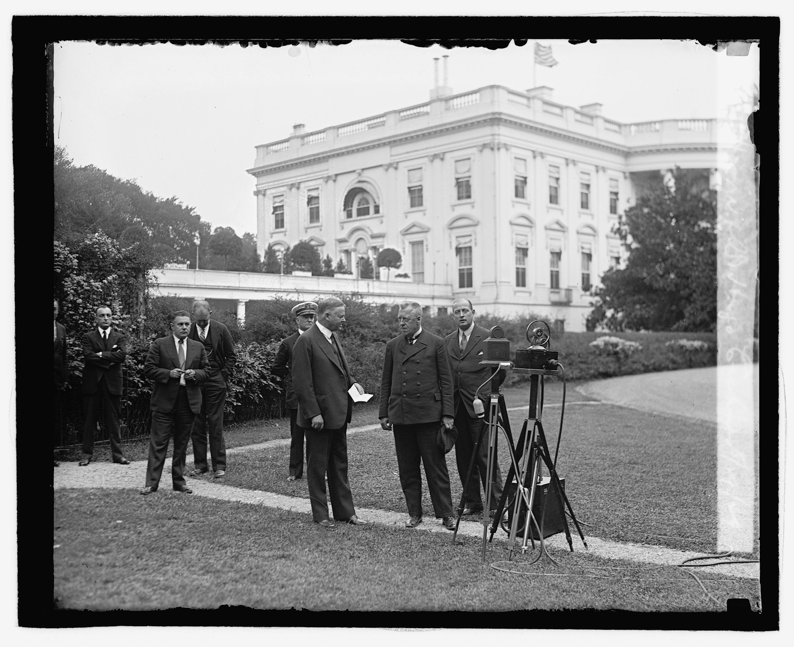 Hoover & Dr. Hugo Eichner, 8/29/29, [19]29 August 29. — historic photograph