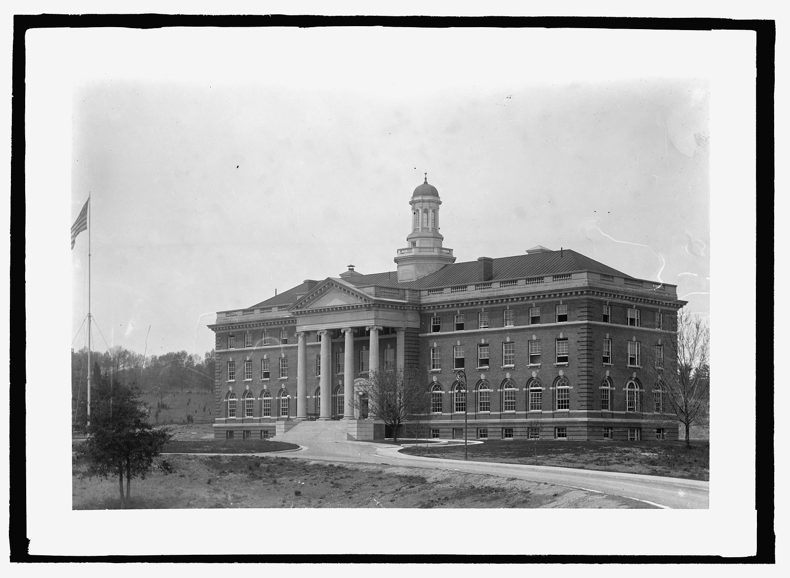 Walter Reed Gen'l Hospt., [between 1909 and 1923] — historic photograph
