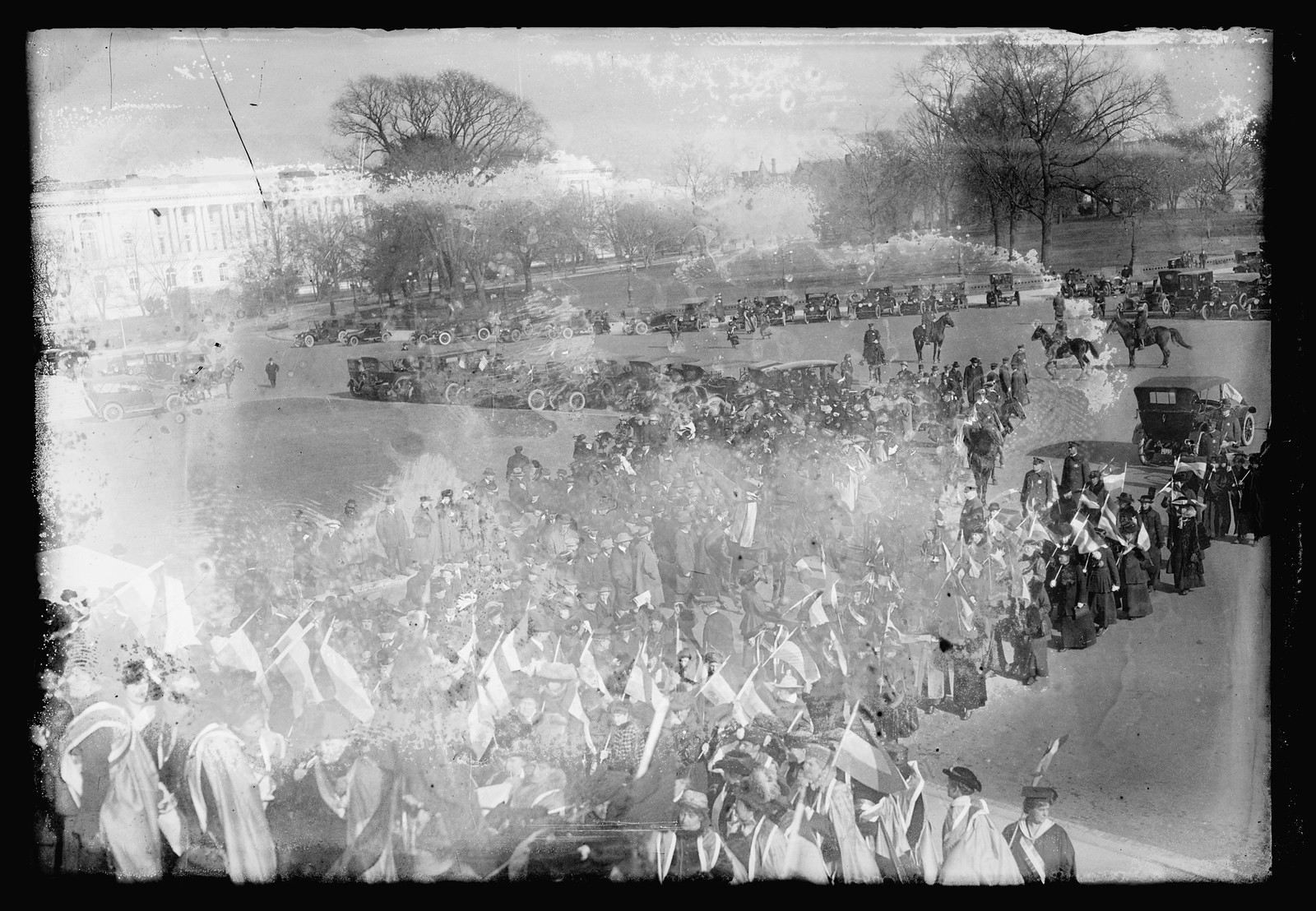 Suffragettes, [Washington, D.C.], 1917, 1917 — historic photograph