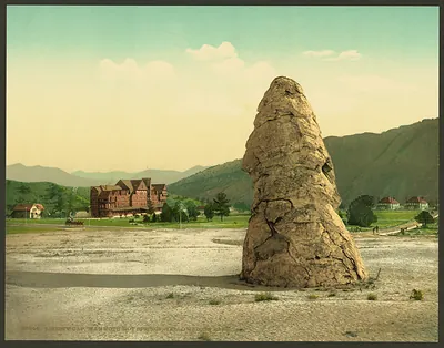 Liberty Cap, Mammoth Hot Springs, Yellowstone Park 1892 - 1902 Jackson
