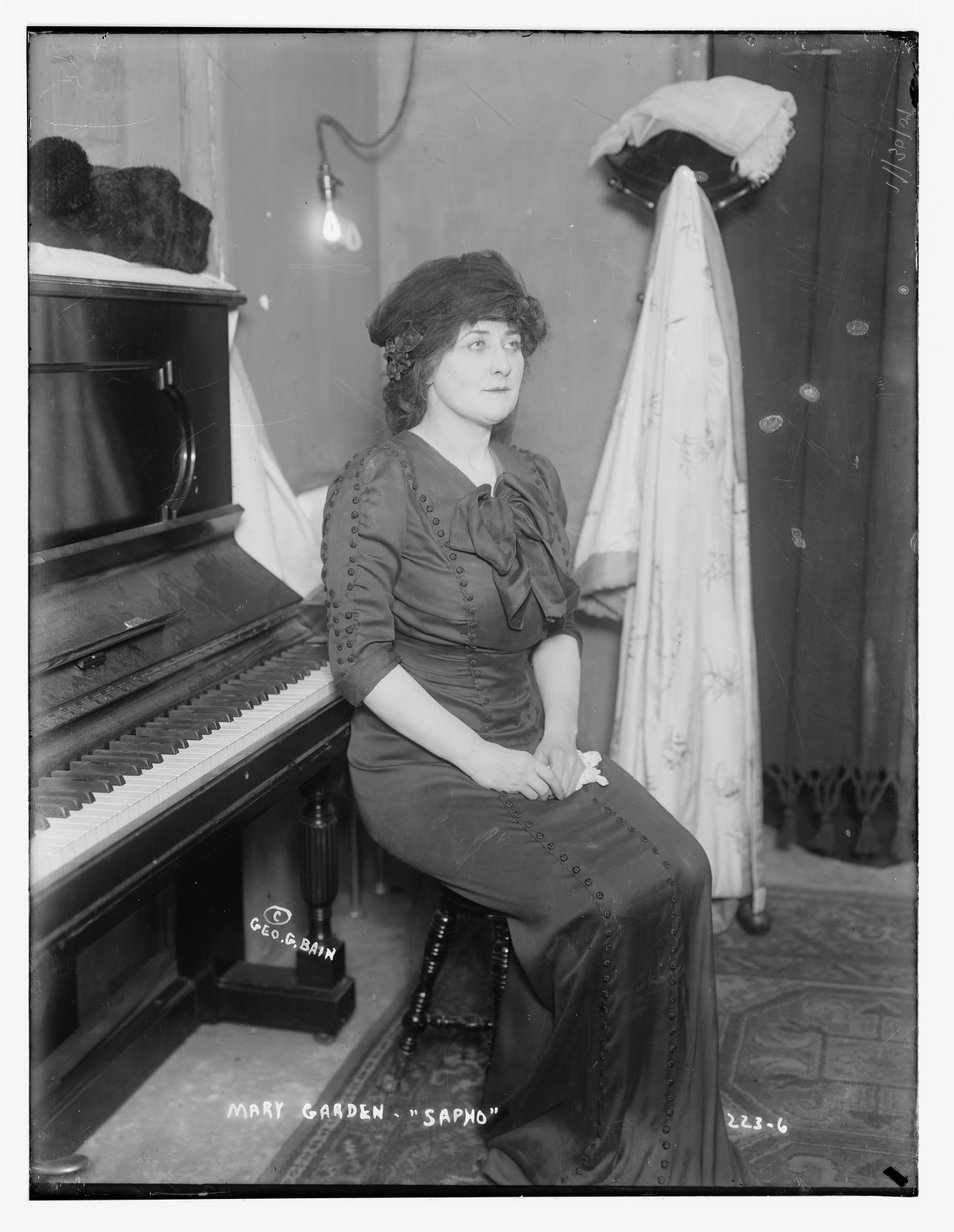 Mary Garden "Sapho", n/a — historic photograph
