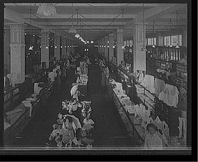 [Elliott, Taylor, Woolfenden, first floor from front, Detroit, Mich.]