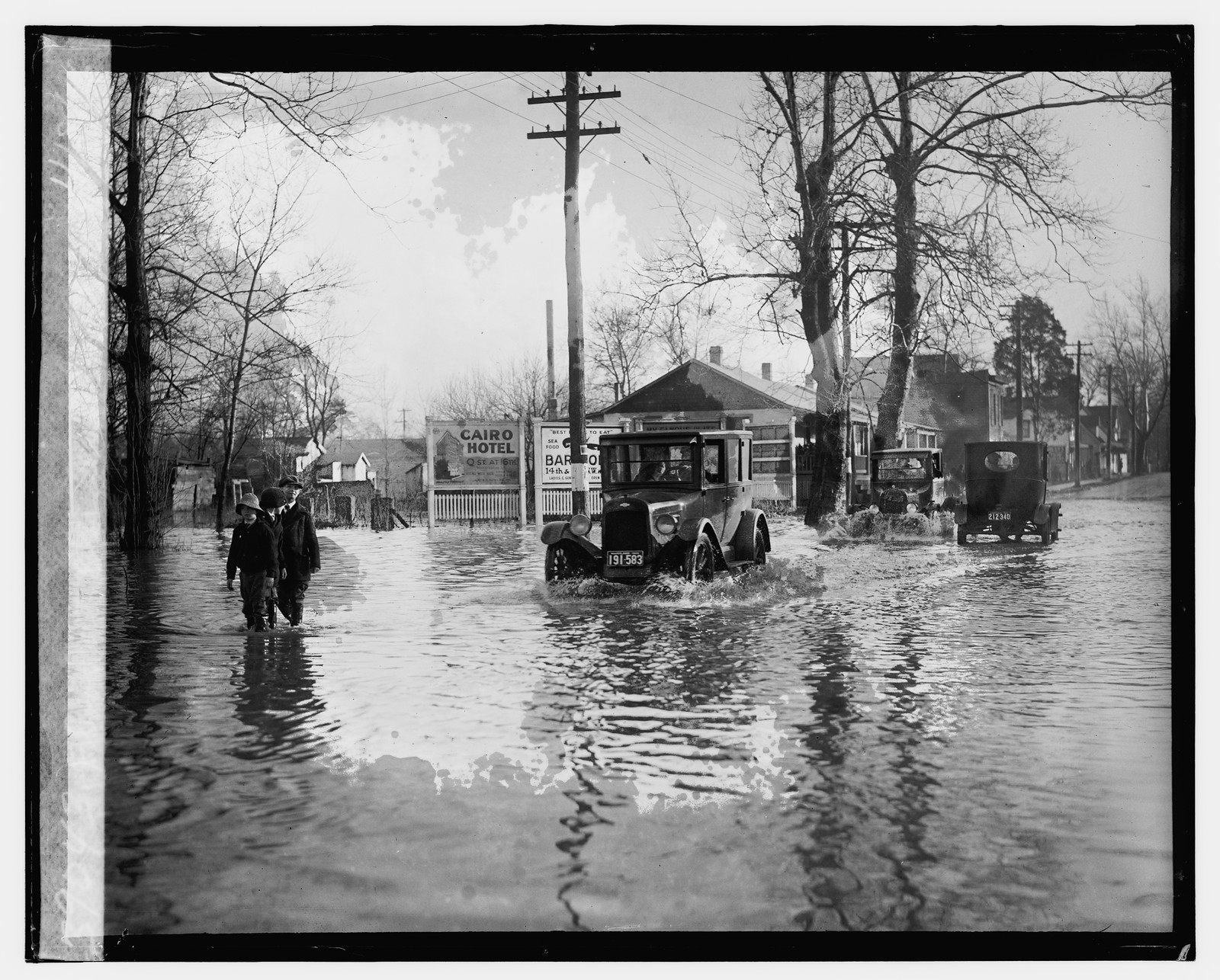 Flood at Bladensburg, Md., 1/18/26, [19]26 January 18. — historic photograph