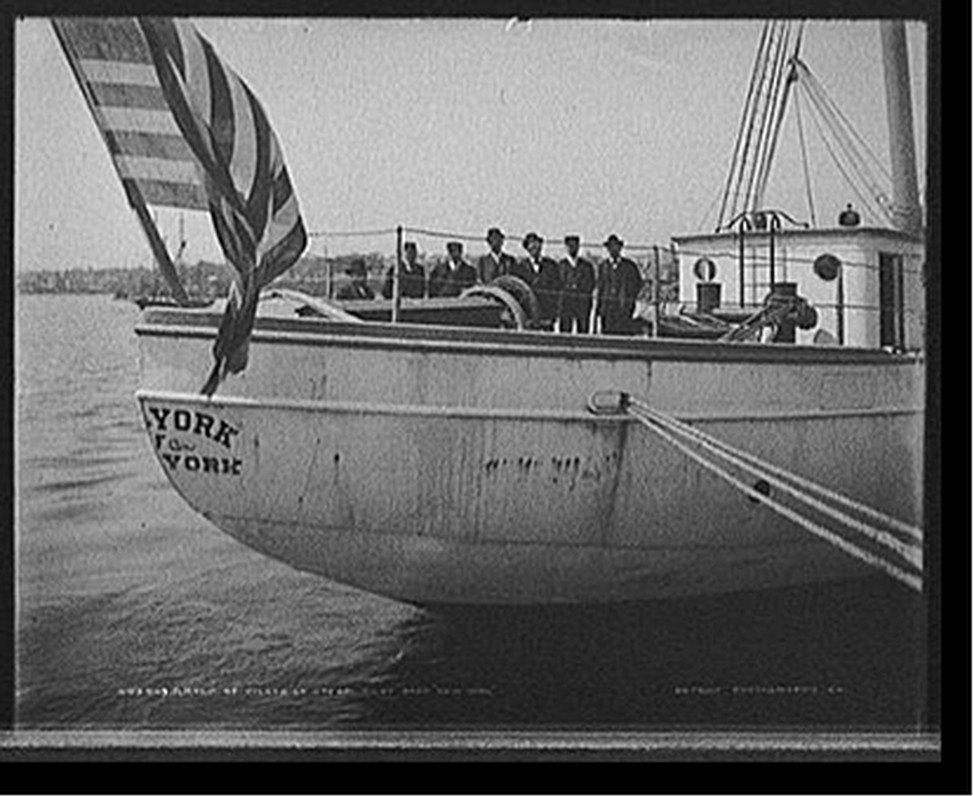 Group of pilots of steam pilot boat New York, [between 1900 and 1905] — historic photograph