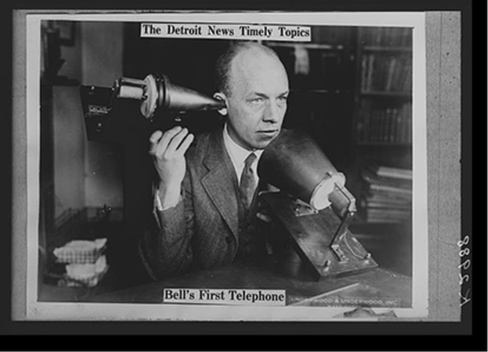 The Detroit news timely topics. Bell's first telephone, [between 1915 and 1925] — historic photograph