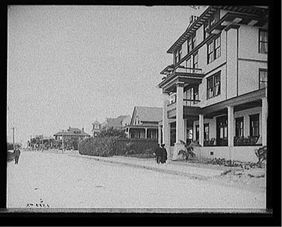 [Residences along the Bay Boulevard, Miami, Fla.]