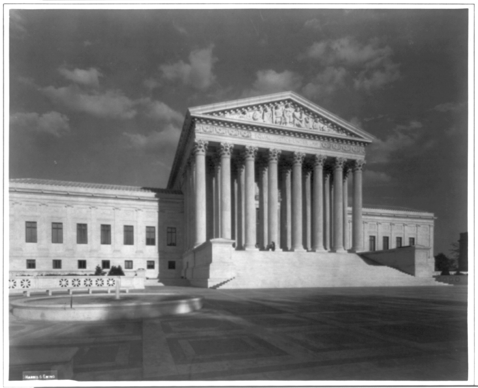 U.S. Supreme Court building, [ca. 1950] — historic photograph