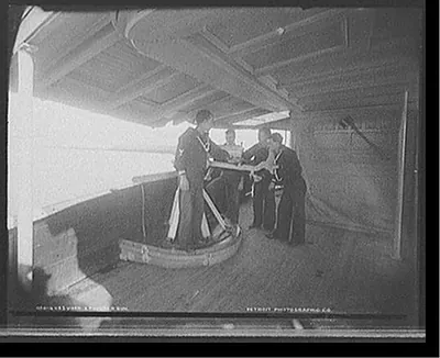 U.S.S. Vixen, 6 pounder gun