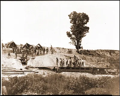 Petersburg Va. The Dictator a 13-inch mortar in position