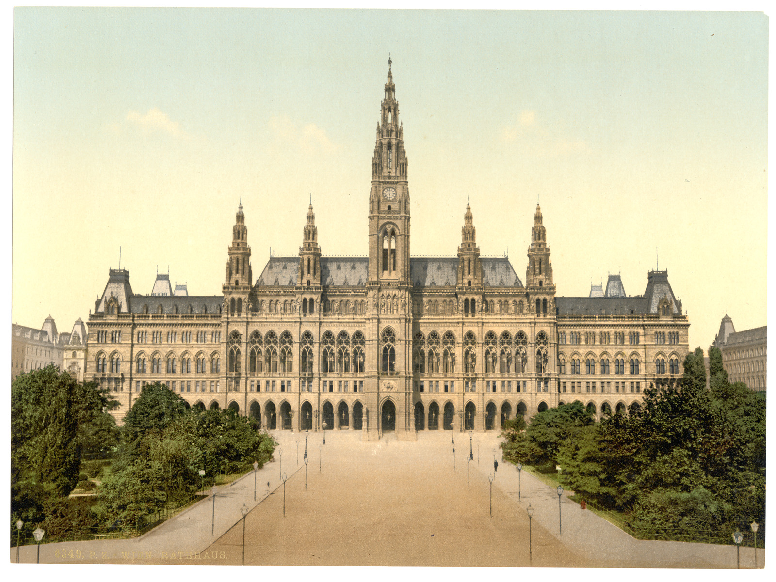 Courthouse Vienna Austro-Hungary, [between ca. 1890 and ca. 1900]. — historic print