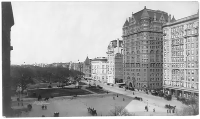 New York City: Plaza, 5th Ave. and 59th St.