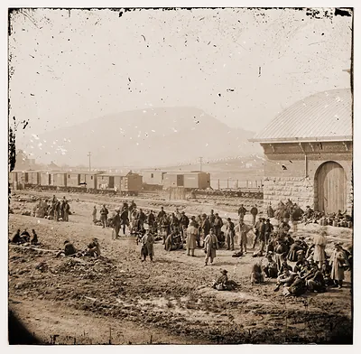 Chattanooga Tennessee. Confederate prisoners at railroad depot
