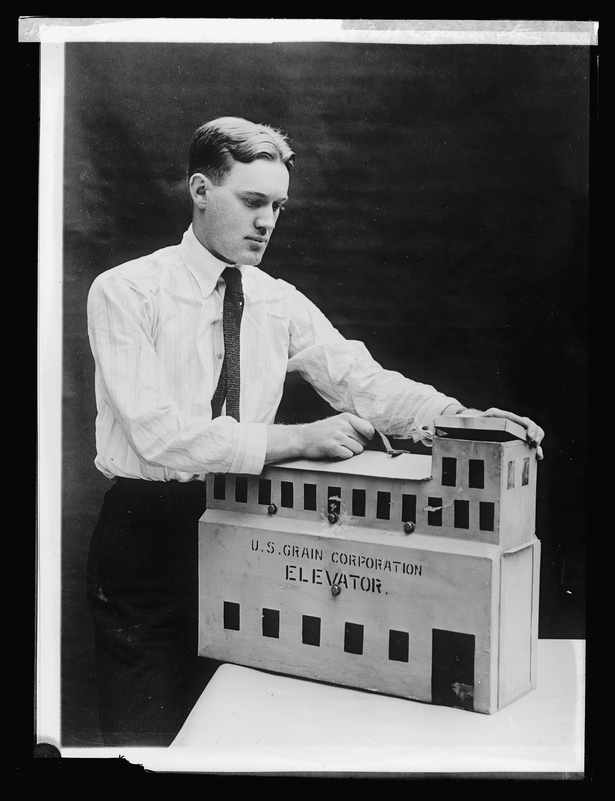 Agrl. Dept., Bureau Chemistry, Mill explosion story, [ca. 1920] — historic photograph