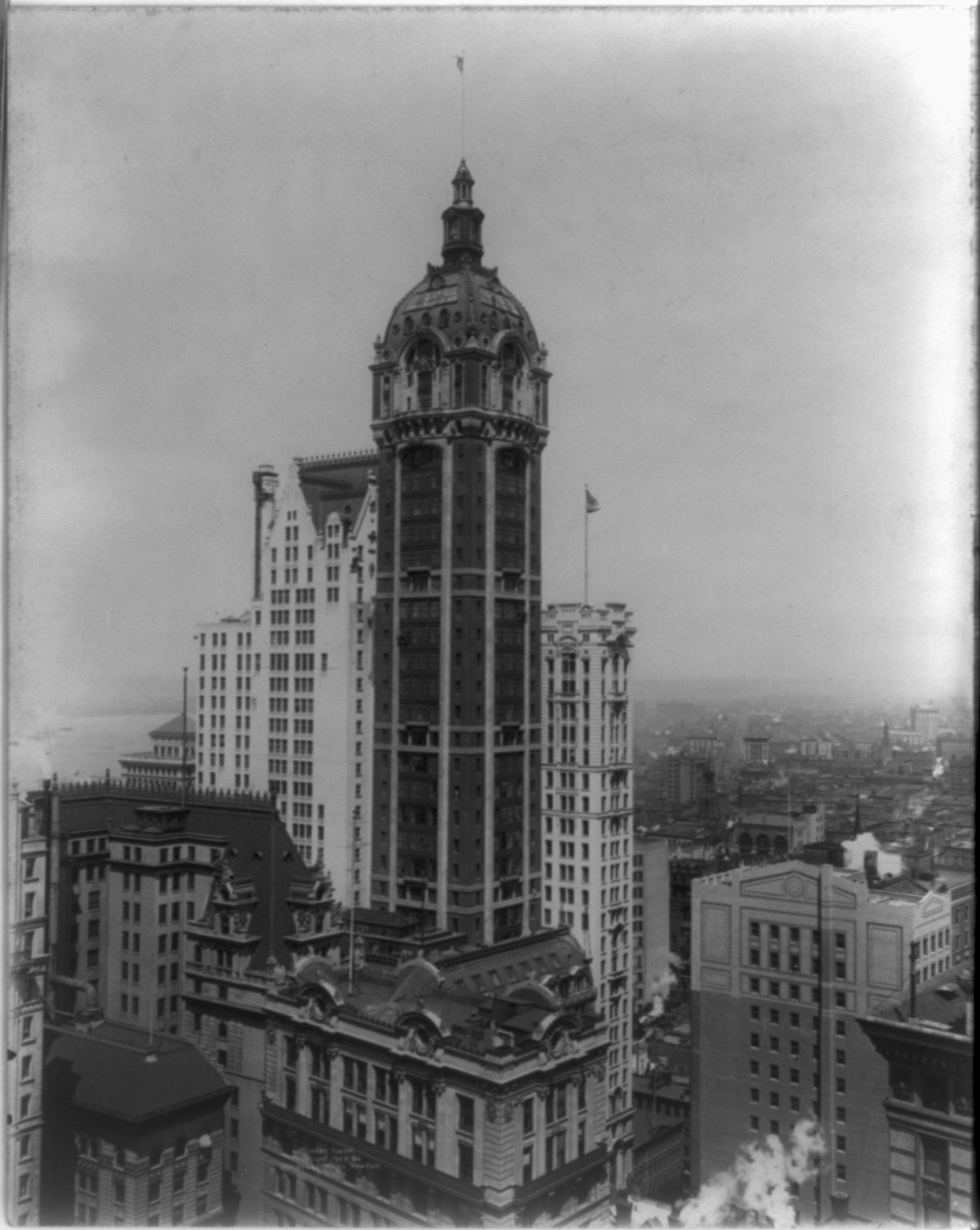 Singer Tower, New York City, c1908. — historic photograph