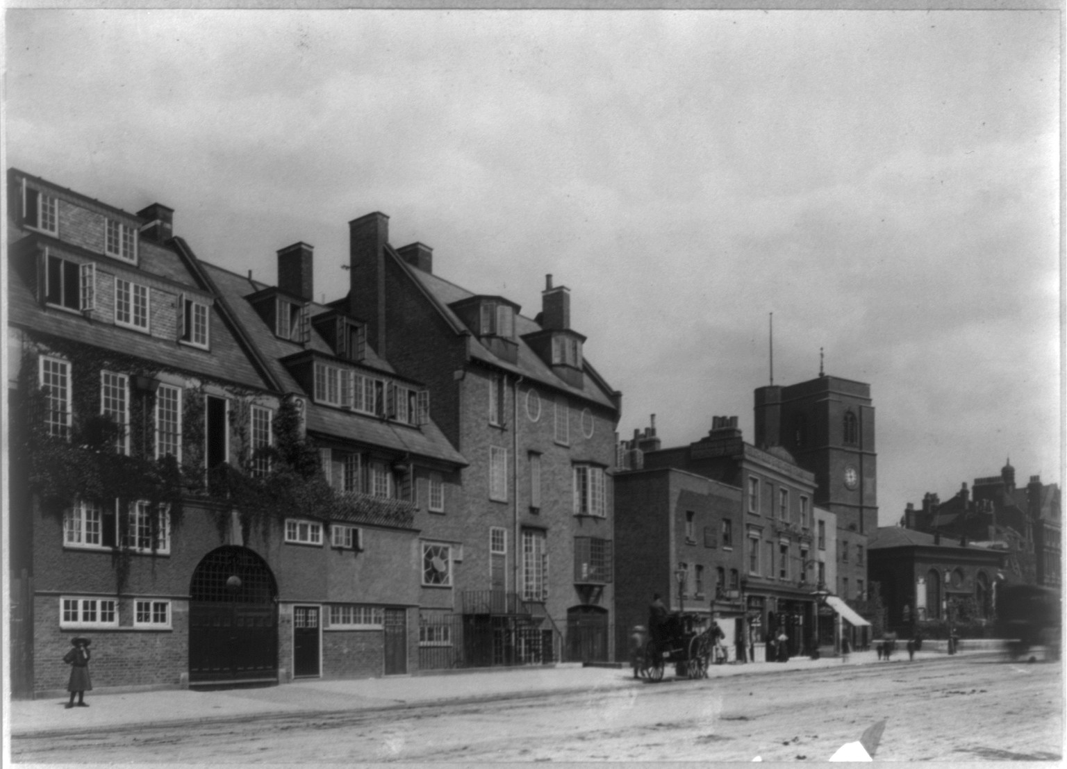 74 Cheyne Walk, Chelsea; house where Whistler died, [before 1921] — historic photograph