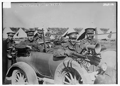 Engl. Motor scouts in Fr.