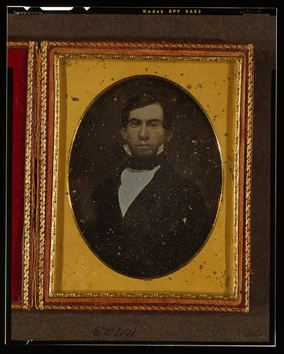 Unidentified man, head and shoulders, cased daguerreotype portrait