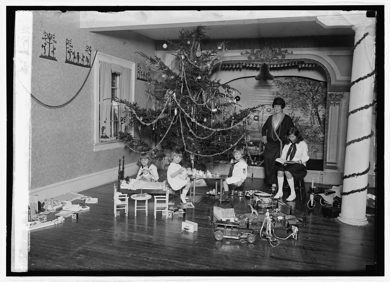 Madam Prochnik Austria, 12/26/23, [19]23 December 26. — historic photograph