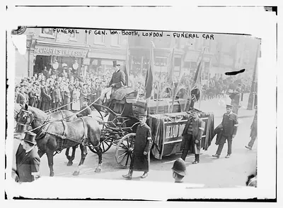 Funeral of Gen. Wm. Booth, London - Funeral Car