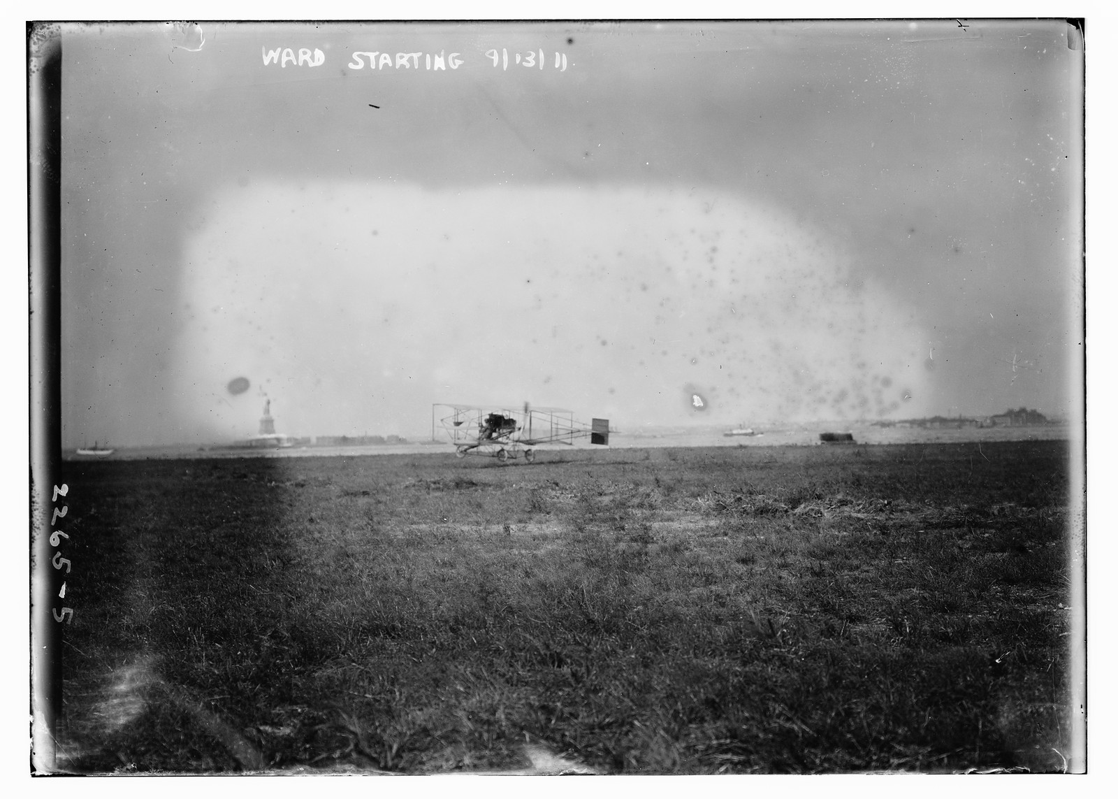 Ward starting 1911 plane, n/a — historic photograph