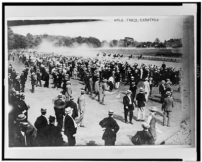 Horse racing - race track, Saratoga, July 1913