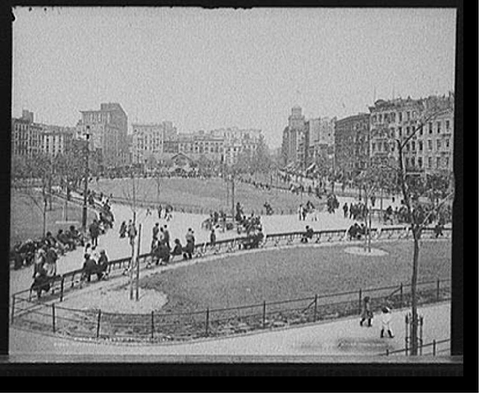 Mulberry Bend, New York, c1905. — historic photograph