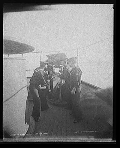 U.S.S. Oregon, 6-pounder and crew