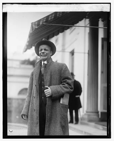 Theo. Roosevelt at White House, [4/12/24]